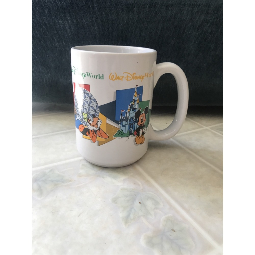 Walt Disney World Four Parks One World Coffee Tea Mug " Mom" Made in Thailand